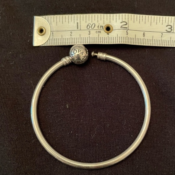 Authentic pandora silver star bangle - 6.7” - Picture 5 of 5